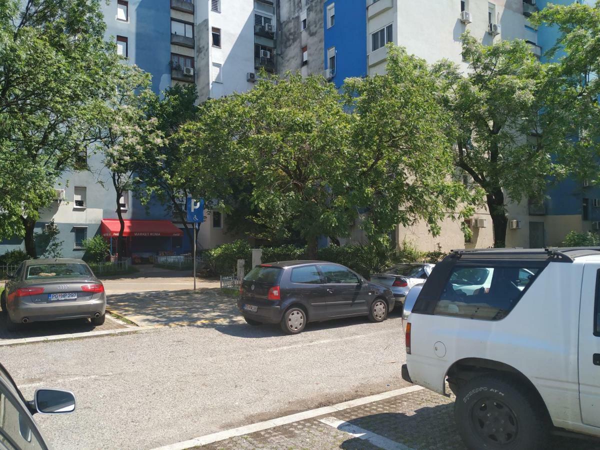 Apartment Dora ポドゴリツァ エクステリア 写真